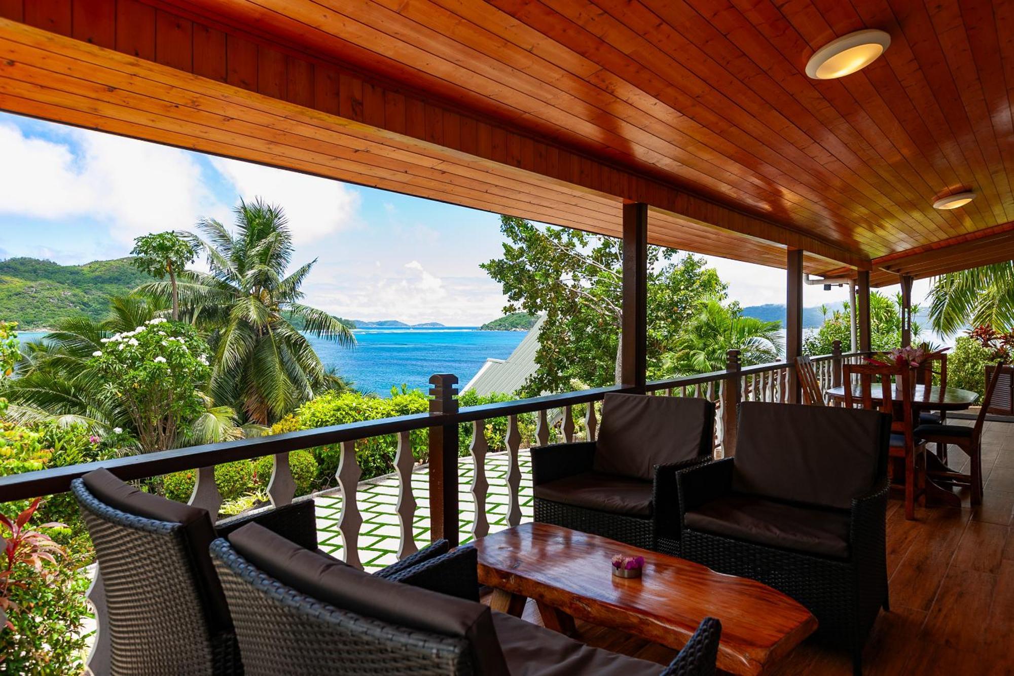シャレー コート メール Baie Sainte Anne エクステリア 写真